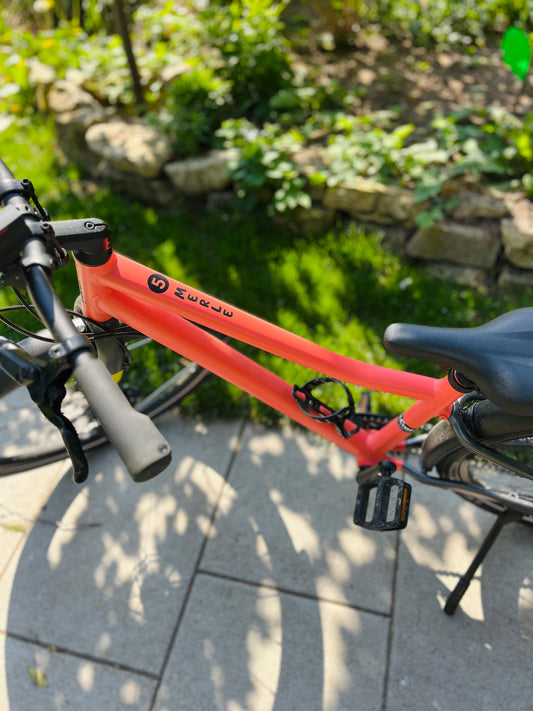 Fahrradaufkleber / Woom Sticker - Herzschrift